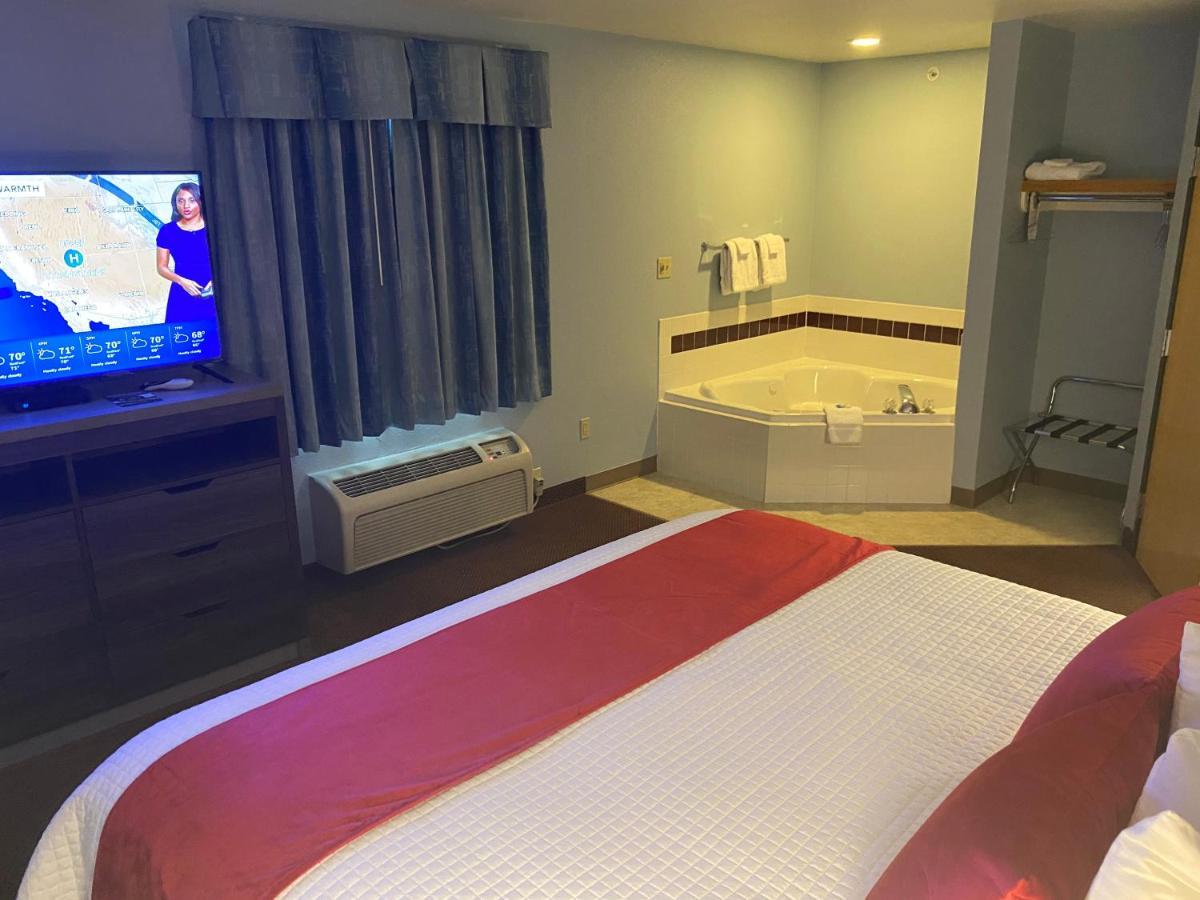 Garnett Hotel & Rv Park Экстерьер фото